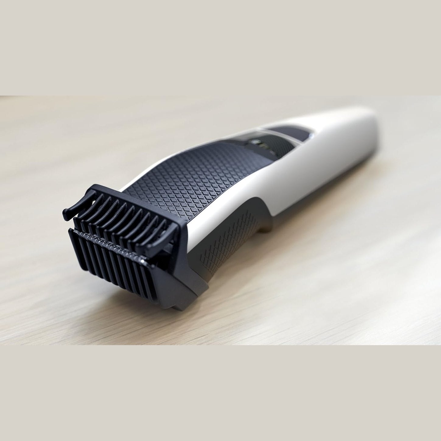 Philips Barttrimmer Series 3000 BT3206/14 – Herren Bartschneider, Lift & Trim System, 10 Längeneinstellungen, Edelstahlklingen - SmartRasur