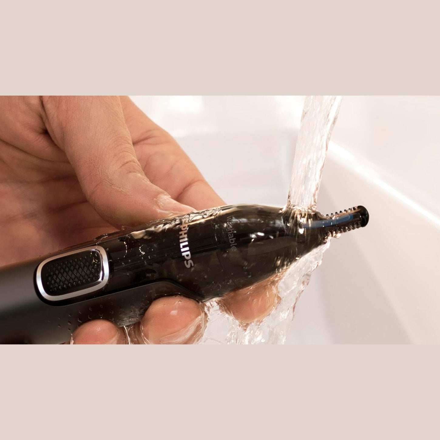 Philips Nasentrimmer 5000 NT5650/16 – Trimmer für Nase, Ohren & Augenbrauen, PrecisionTrim, wasserdicht, inkl. Aufsätze & Beutel - SmartRasur